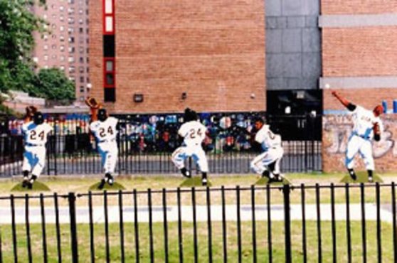 willie-mays-catchjpg